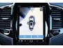 Volvo XC90 T8 Recharge AWD Ultimate Dark - LONG RANGE - Luchtvering - Panorama/schuifdak - IntelliSafe Assist & Surround - 360º Camera - Bowers & Wilkins audio - Adaptieve LED koplampen - Verwarmde voorstoelen, stuur & achterbank - Parkeersensoren voor & achter - Elektr. bedienb. voorstoelen met geheugen - Head up display - Draadloze tel. lader - Extra getint glas - Elektr. inklapbare trekhaak - 22' LMV
