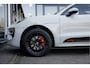 Porsche Macan 2.9 GTS Kreide 381 pk Panoramadak - Bose - BTW-auto
