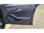 Mercedes-Benz CLA 180 Ambition navigatie cruise control, lm velgen, sport stoelen.