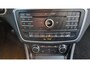 Mercedes-Benz CLA 180 Ambition navigatie cruise control, lm velgen, sport stoelen.