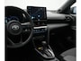 Toyota Yaris Cross 1.5 Hybrid 130 Launch Edition *DEMO* | Dodehoek Ass. | Panoramadak | LM velgen | Camera | Parkeersensoren | JBL | Head up Display |