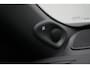 Toyota Yaris Cross 1.5 Hybrid 130 Launch Edition *DEMO* | Dodehoek Ass. | Panoramadak | LM velgen | Camera | Parkeersensoren | JBL | Head up Display |