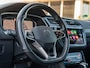 Volkswagen Tiguan 1.4 TSI eHybrid R-Line Business+ IQ LIGHT CAMERA TREKHAAK 19 INCH APPLE CARPLAY DODEHOEK