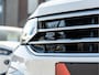 Volkswagen Tiguan 1.4 TSI eHybrid R-Line Business+ IQ LIGHT CAMERA TREKHAAK 19 INCH APPLE CARPLAY DODEHOEK