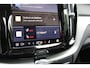 Volvo XC60 T6 Plug-in hybrid AWD Core Bright | Trekhaak | Panoramisch dak met Schuif/Kantel functie | Verwarmbare voor/achter stoelen | Verwarmbaar Stuurwiel | 18'' Lichtmetalen velgen | Extra getint glas achter | Lederen comfort stoelen | Sfeerverlichting
