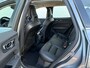 Volvo XC60 2.0 T5 AWD Momentum Sportleder met stoelverwarming | 20" Lichtmetalen velgen | Chromen raamomlijsting en zilveren roofrails | Trekhaak