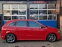 Mercedes-Benz B-klasse 200 AMG / Widescreen / Elektrische achterklep / Stoelverwarming / Cruise control / Navigatie