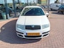 Skoda Fabia Combi 1.4-16V Spirit+, Airco, Cruise control, Radio/CD, Elektrische ramen, Elektrische spiegels, voorstoelen in hoogte verstelbaar, Stuurwiel verstelbaar, Centrale vergrendeling met AB, Trekhaak, Originele NL auto, Dealer onderhouden