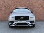 Volvo XC90 T8 AUT8 445PK Ultimate Dark | 360 Graden Camera | Bowers & Wilkins Audio | Luchtvering | Adaptieve Cruise Control | Dodehoekdetectie Met Correctie | Verwarmbare Voor- En Achterstoelen | Rijstrooksensor Met Correctie | Navigatiesysteem | Electronic Climate Control | Panorama Dak | Keyless Entry | Verwarmbaar Stuurwiel | Apple Carplay/Android Auto