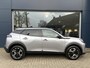 Peugeot 2008 1.2 Turbo 100 PK Allure | Bouwjaar 2025 | Stoelverwarming | Navigatie Via Telefoon | 360 Graden Camera | Dode Hoek Detectie | Climate Control | LED Verlichting | Cruise Control Adaptief | 17" Lichtmetalen Velgen | Hoge Zitpositie | Half Lederen Bekleding |