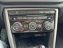 Volkswagen T-Roc 1.0 TSI Style / DIigtaal dashboard / LED / Pano / Climate controle / Navigatie / Parkeersensoren / P4