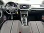 Volkswagen T-Roc 1.0 TSI Style / DIigtaal dashboard / LED / Pano / Climate controle / Navigatie / Parkeersensoren / P4
