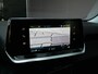 Peugeot e-2008 EV ACTIVE PACK 50 kWh | LED | NAVIGATIE | CARPLAY | CAMERA | 12-2021 | SOH 90%!!