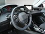 Peugeot e-2008 EV ACTIVE PACK 50 kWh | LED | NAVIGATIE | CARPLAY | CAMERA | 12-2021 | SOH 90%!!