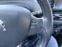Peugeot 2008 1.2 Turbo 110PK Blue Lion | Navigatie | Cruise control | Panoramadak | Climate Control | Hoge zit | Parkeersensoren | Mistlampen | Lichtmetalen Velgen | All Season Banden |