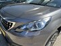 Peugeot 2008 1.2 Turbo 110PK Blue Lion | Navigatie | Cruise control | Panoramadak | Climate Control | Hoge zit | Parkeersensoren | Mistlampen | Lichtmetalen Velgen | All Season Banden |
