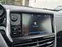Peugeot 2008 Turbo 110PK GT-line |  Navigatie | Climate Control | Panoramadak | 17" Lichtmetalen Velgen | Camera | All Season Banden | Parkeersensoren | Half Lederen Bekleding | LED Dagrijverlichting