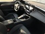 Peugeot e-308 GT EV 54 kWh | Panoramadak | 360 camera | Verwarmde voorstoelen | Warmtepomp