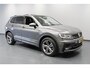 Volkswagen Tiguan 2.0 TSI 4Motion 3x R Line / Pano / Trekhaak / Navi/ Virtual cockpit