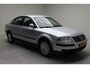 Volkswagen Passat 2.0 Trendline | trekhaak | airco | radio cd | 2x elektr. spiegels en ramen voor