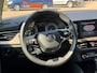 Skoda Kamiq 1.0 TSI DSG Style Black Pack | Apple Carplay | Camera | 17 inch lichtmetalen velgen |