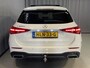 Mercedes-Benz C-klasse Estate 300 e AMG Line 18"/Panoramadak/Laser LED/Trekhaak/Stoelverwarming + memory l + r/Adaptieve cruise/Sfeerverlichting premium/Elektrische klep/Apple Carplay & Android Auto
