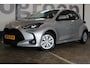 Toyota Yaris 1.5 Hybrid Active | Incl. 12 maanden garantie | Cruise control | Climate control | Parkeercamera | Apple carplay/Android auto | Navigatie | DAB | Bluetooth |