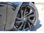 Land Rover Discovery 2.0 Sd4 HSE Luxury panoramadak / trekhaak / grijs kenteken