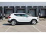Volvo XC40 T2 130PK Momentum | Adaptieve Cruise Control | Volvo on call | Parkeer camera | Parkeer sensoren voor en achter | Navigatie | Interieur voorverwarmingsinstallatie