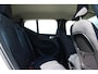 Volvo XC40 T2 130PK Momentum | Adaptieve Cruise Control | Volvo on call | Parkeer camera | Parkeer sensoren voor en achter | Navigatie | Interieur voorverwarmingsinstallatie