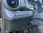Toyota C-HR 2.0 Plug-in Hybrid 220 Dynamic | Stuur- en stoelverwarming | Parkeersensoren voor + achter | Blind Spot Monitor