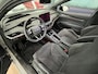 Skoda Enyaq Sportline 204 PK | Automaat | Matrix LED Koplampen | Navigatie | Achteruitrijcamera | Climate Control | Adaptive Cruise Control | Parkeersensoren | Elektrische achterklep | Privacy Glass | Stoelverwarming | Lichtmetalen velgen | DIRECT LEVERBAAR! | €2000 Inruilpremie