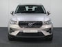 Volvo XC40 B3 AUT7 163PK Plus Bright | Adaptieve Cruise Control | Pilot Assist | DAB+ | Grootlicht assistent | Keyless entry/ start | Verwarmbare Voorruit | LED mistlampen | Standkachel | trekhaak elektrisch uitklapbaar