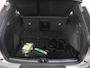 Volvo XC40 B3 AUT7 163PK Plus Bright | Adaptieve Cruise Control | Pilot Assist | DAB+ | Grootlicht assistent | Keyless entry/ start | Verwarmbare Voorruit | LED mistlampen | Standkachel | trekhaak elektrisch uitklapbaar
