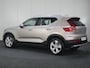Volvo XC40 B3 AUT7 163PK Plus Bright | Adaptieve Cruise Control | Pilot Assist | DAB+ | Grootlicht assistent | Keyless entry/ start | Verwarmbare Voorruit | LED mistlampen | Standkachel | trekhaak elektrisch uitklapbaar