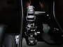 Volvo XC40 B3 AUT7 163PK Plus Bright | Adaptieve Cruise Control | Pilot Assist | DAB+ | Grootlicht assistent | Keyless entry/ start | Verwarmbare Voorruit | LED mistlampen | Standkachel | trekhaak elektrisch uitklapbaar