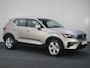 Volvo XC40 B3 AUT7 163PK Plus Bright | Adaptieve Cruise Control | Pilot Assist | DAB+ | Grootlicht assistent | Keyless entry/ start | Verwarmbare Voorruit | LED mistlampen | Standkachel | trekhaak elektrisch uitklapbaar