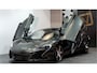 McLaren 650S 3.8 Spider 478kW/650pk SSG7 Performance NOSELIFT + CERAMIC BRAKES + MERIDIAN AUDIO MET DSP + ALCANTARA INTERIEUR + CAMERA + NAVIGATIE + EL.STOELVERSTELLING + CARBON EXTERIEURDELEN + TECHNOLOGY PACK + 19"/20" LM-VELGEN!!