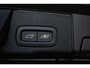 Volvo XC60 T6 Automaat Plug-in hybrid AWD Ultra Dark | Luchtvering | Bowers & Wilkins premium audio | 21'' Lichtmetalen velgen | 360° parkeercamera | Nappa lederen bekleding | Head-up display | Parkeerverwarming | BLIS | Adaptive cruise