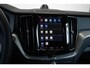 Volvo XC60 T6 Automaat Plug-in hybrid AWD Ultra Dark | Luchtvering | Bowers & Wilkins premium audio | 21'' Lichtmetalen velgen | 360° parkeercamera | Nappa lederen bekleding | Head-up display | Parkeerverwarming | BLIS | Adaptive cruise