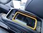 MINI Cooper 3-Deurs (f56) 1.5 136pk Automaat CooperSummer Red Edition | panoramadak, leder, verw. voorstoelen, navigatie, 17 inch velgen, parkeersensoren voor en achter,head up