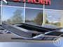 MINI Cooper 3-Deurs (f56) 1.5 136pk Automaat CooperSummer Red Edition | panoramadak, leder, verw. voorstoelen, navigatie, 17 inch velgen, parkeersensoren voor en achter,head up