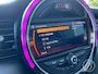 MINI Cooper 3-Deurs (f56) 1.5 136pk Automaat CooperSummer Red Edition | panoramadak, leder, verw. voorstoelen, navigatie, 17 inch velgen, parkeersensoren voor en achter,head up