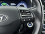 Hyundai Kona 1.6 GDI HEV FASHION | TREKHAAK | NAVI | CAMERA | CLIMA | CRUISE | 16'' LM VELGEN | PRIVACY GLASS | PDC |