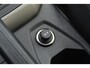 Volkswagen T-Roc 1.5 TSI Life Edition DSG automaat 3110 km!