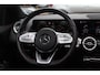 Mercedes-Benz GLB 200 Premium Plus 7p. / Panoramadak / Camera / 20'' / Sfeerverlichting / Navigatie / Dodehoek / DAB / Stoelverwarming / Cruise Control