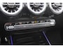 Mercedes-Benz GLB 200 Premium Plus 7p. / Panoramadak / Camera / 20'' / Sfeerverlichting / Navigatie / Dodehoek / DAB / Stoelverwarming / Cruise Control