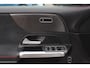 Mercedes-Benz GLB 200 Premium Plus 7p. / Panoramadak / Camera / 20'' / Sfeerverlichting / Navigatie / Dodehoek / DAB / Stoelverwarming / Cruise Control