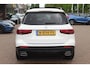 Mercedes-Benz GLB 200 Premium Plus 7p. / Panoramadak / Camera / 20'' / Sfeerverlichting / Navigatie / Dodehoek / DAB / Stoelverwarming / Cruise Control