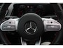 Mercedes-Benz GLB 200 Premium Plus 7p. / Panoramadak / Camera / 20'' / Sfeerverlichting / Navigatie / Dodehoek / DAB / Stoelverwarming / Cruise Control